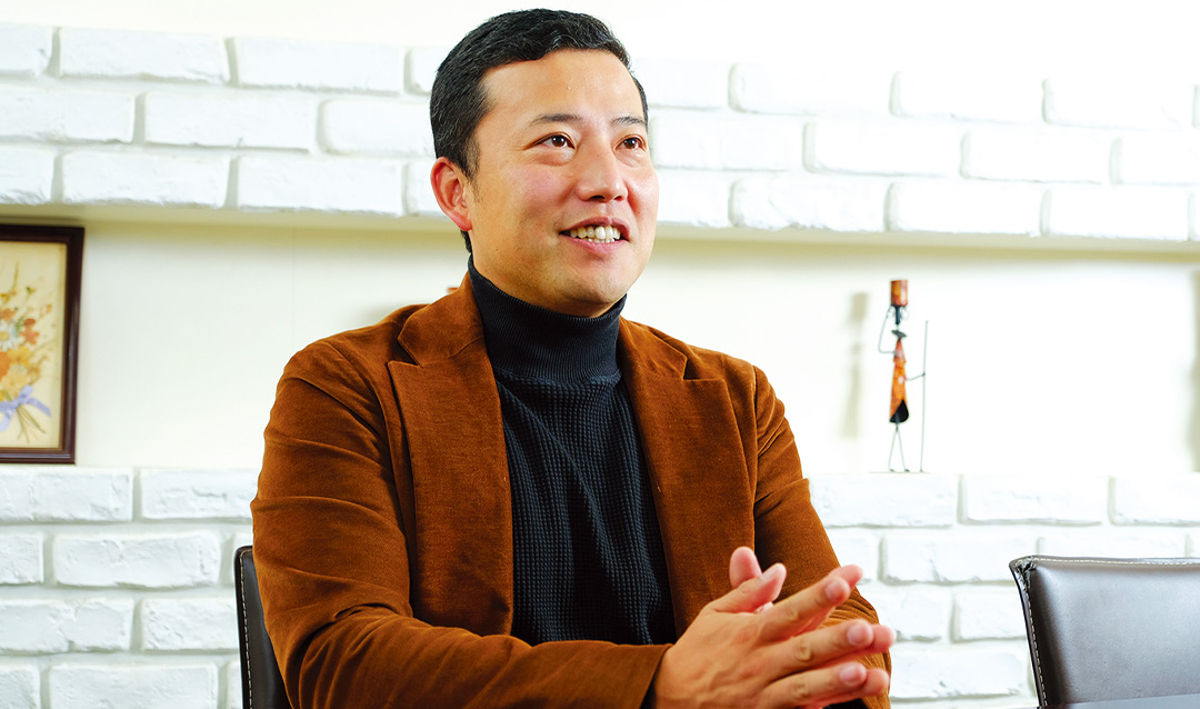 代表取締役　青木 聡志氏