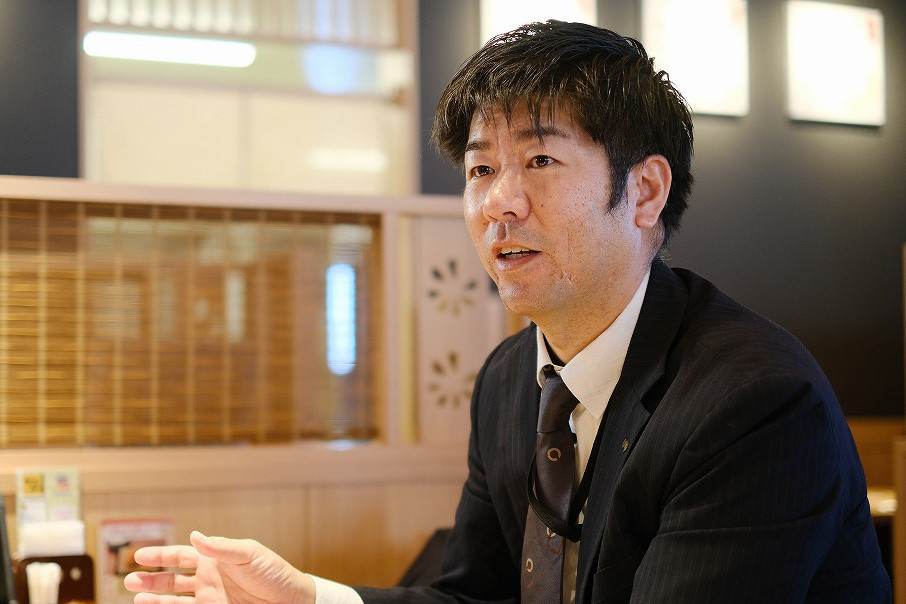 ダスキングループ　株式会社かつアンドかつ 運営部長　柴田 憲利氏
