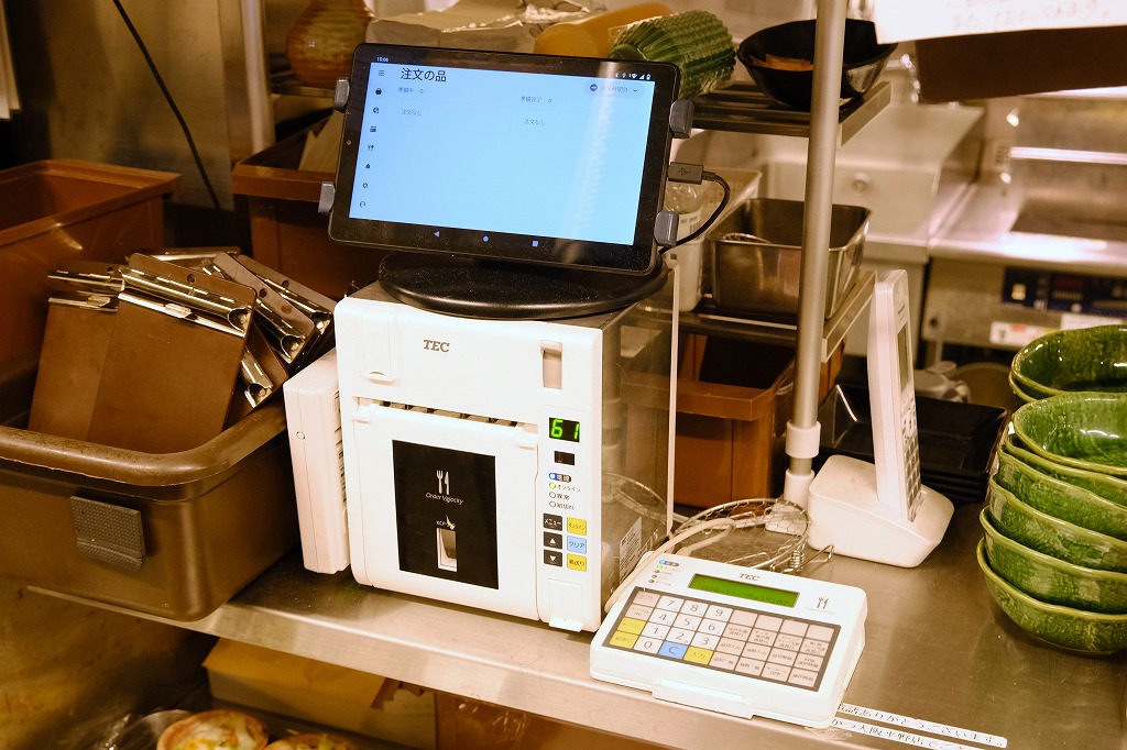 テーブルオーダーの導入でホール係のオーダーミスはなくなりました